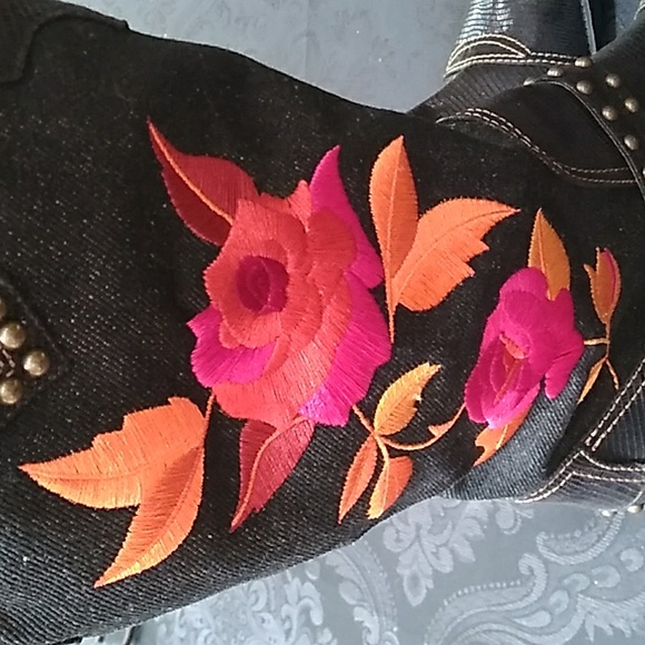 Dakota Womens Western Boots with Floral Design..like new. Size 8W - Picture 3 of 14